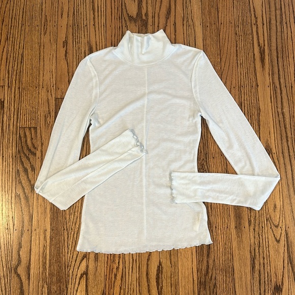 FREE PEOPLE turtleneck - Picture 1 of 2